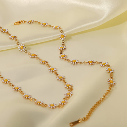 White/Colourful Daisy Chain Necklace