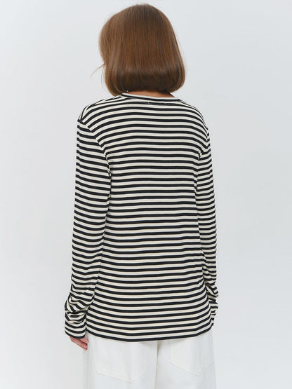 Simple Round Neck Long Sleeve T-Shirt