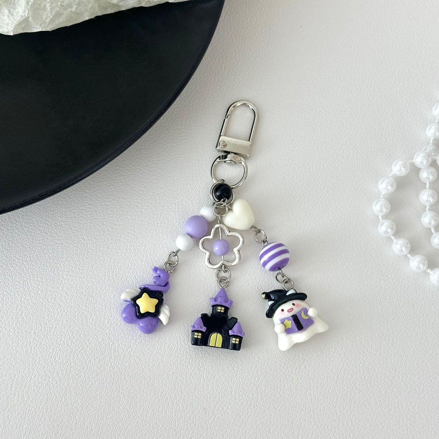 Halloween Cartoon Ghost Beads Keychain