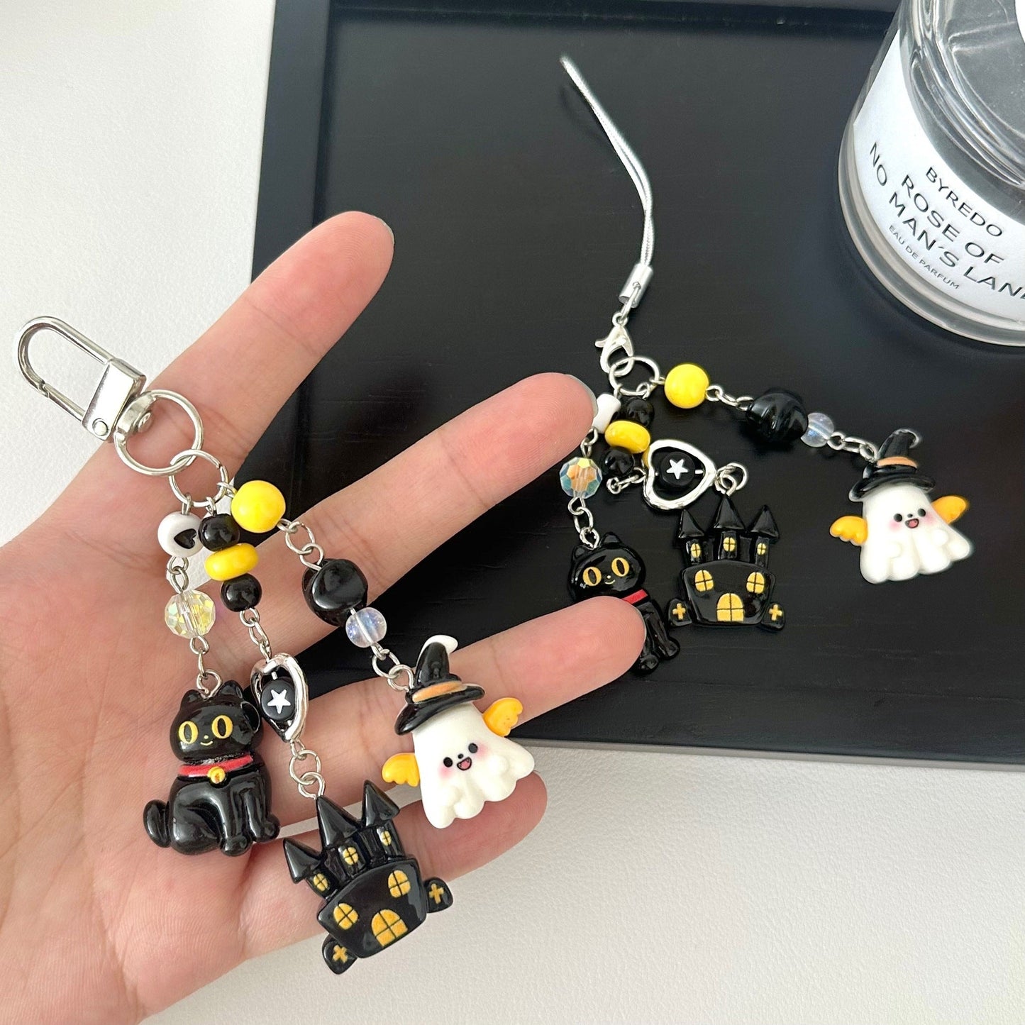 Halloween Cartoon Ghost Beads Keychain