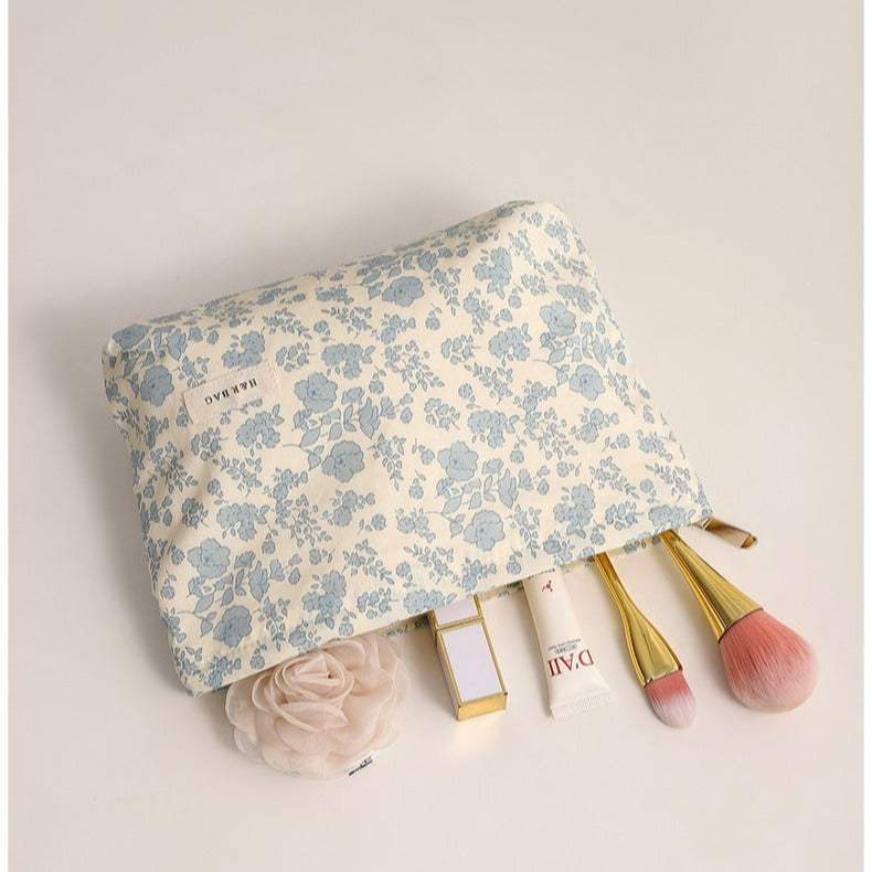 Sweet Simple Floral Print Cosmetic Bag