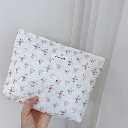 Floral Print Portable Quilted Makeup Bag