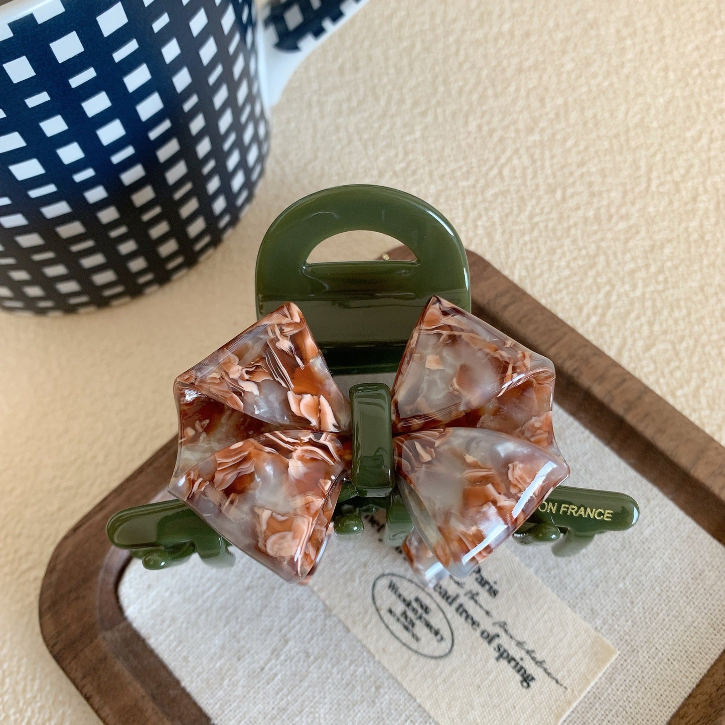 Bow Tie Sweet Claw Clip