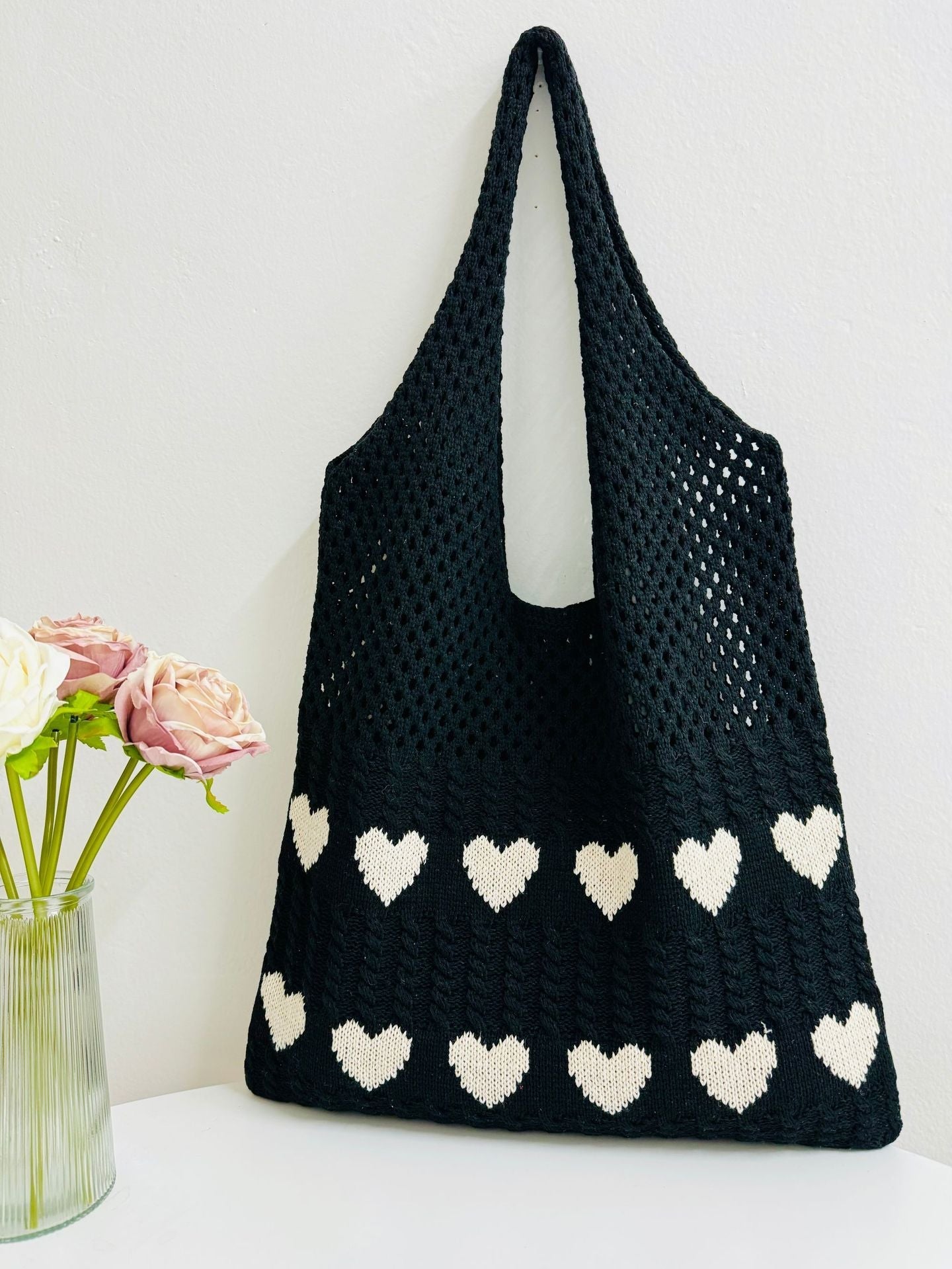 3+ Love Print Hollow Out KNit Shoulder Bag