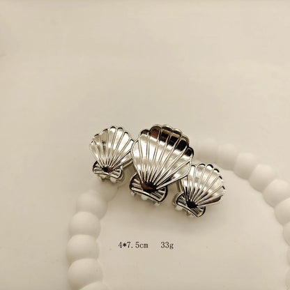 Elegant Striped Scallop Shell Hair Clip