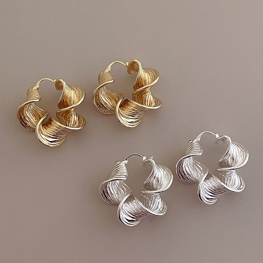 Vintage Simple Waved Twisted Hoop Earrings