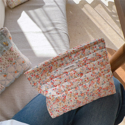 Flower Print Padded Large Capacity Make Up Bag
