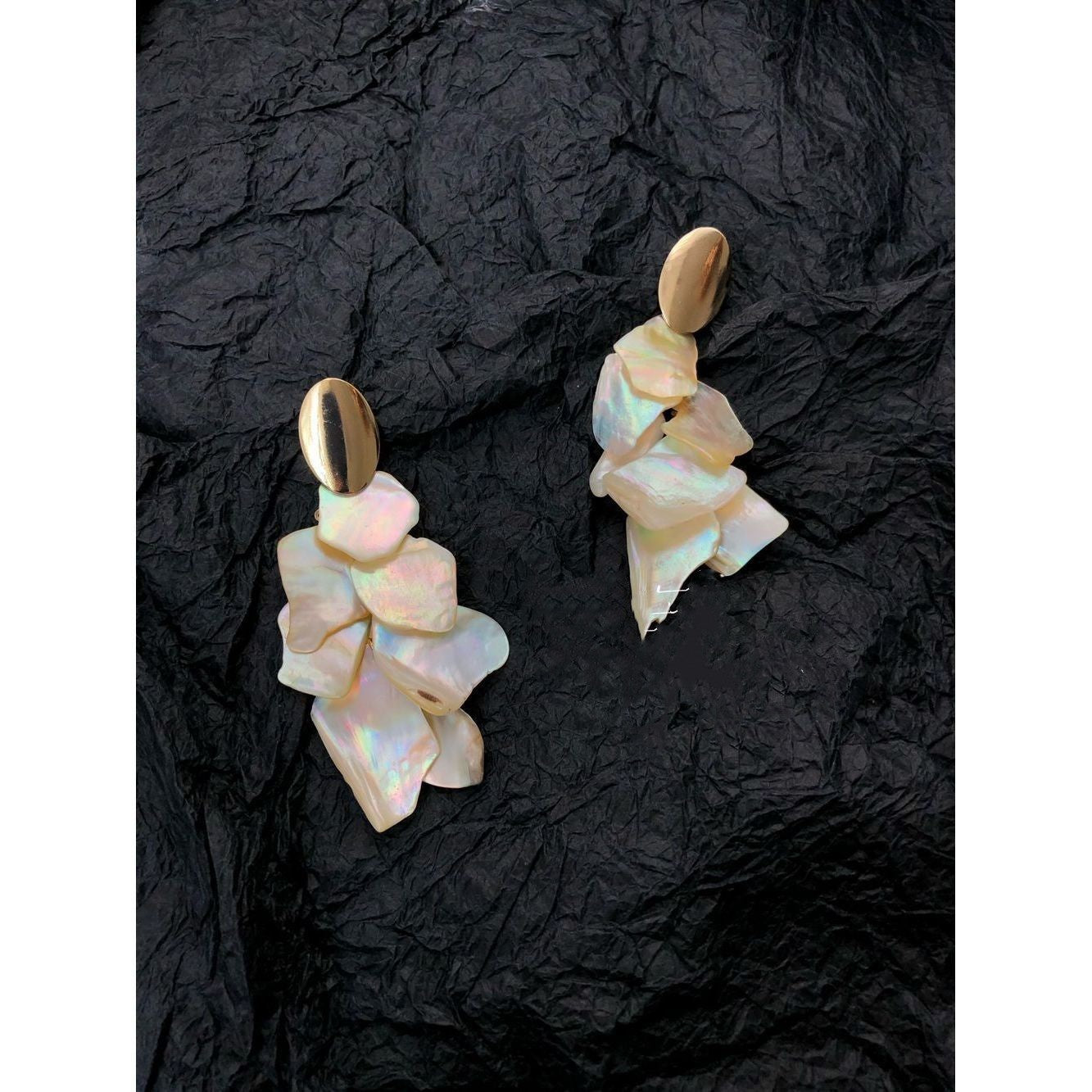 Elegant Irregular Shell Dangle Earrings