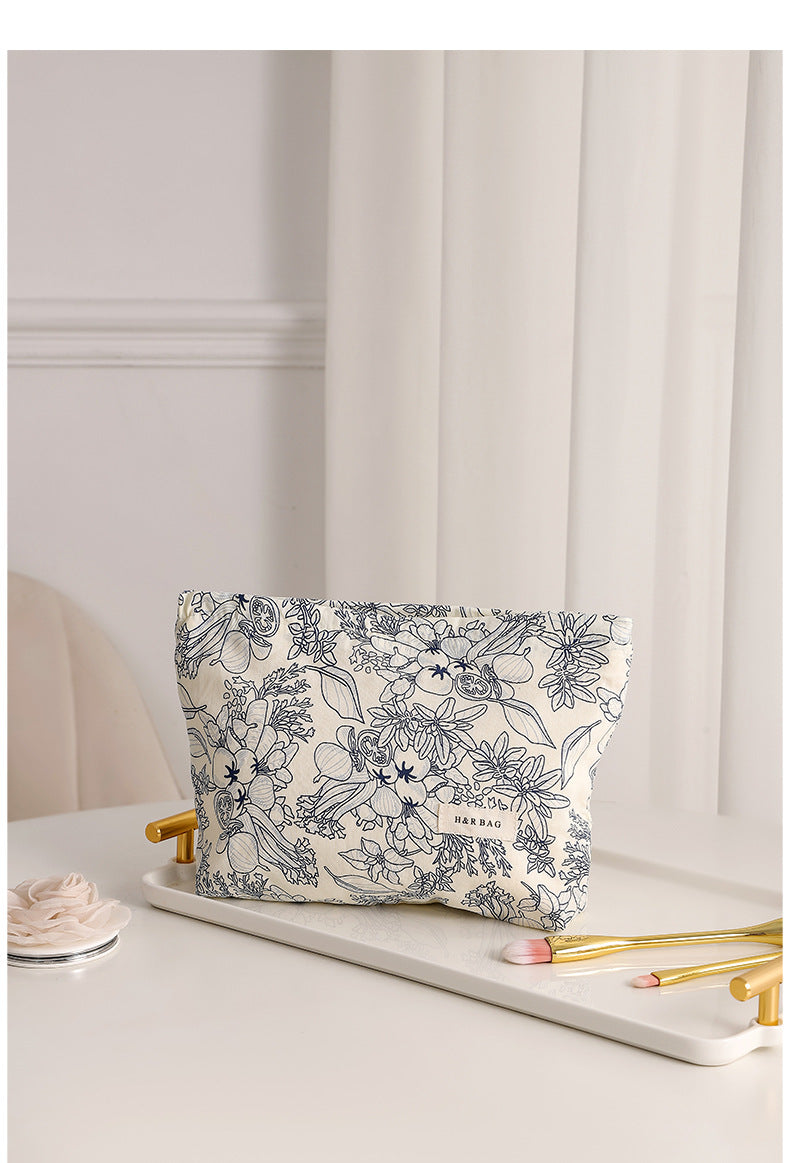 Floral Print Sweet Simple Cosmetic Bag