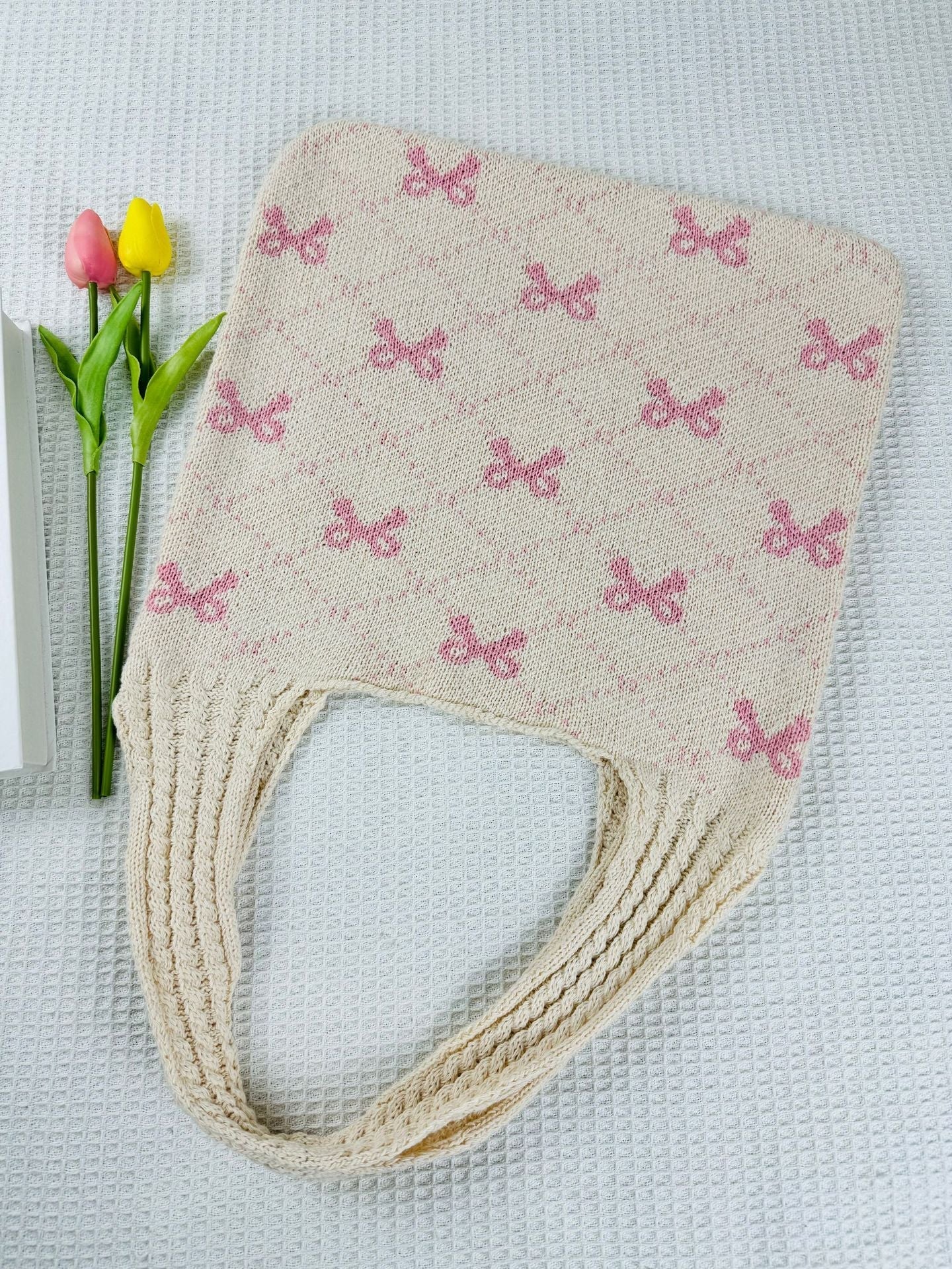 Bows Print Large Capacity Knit Shoulder Bag