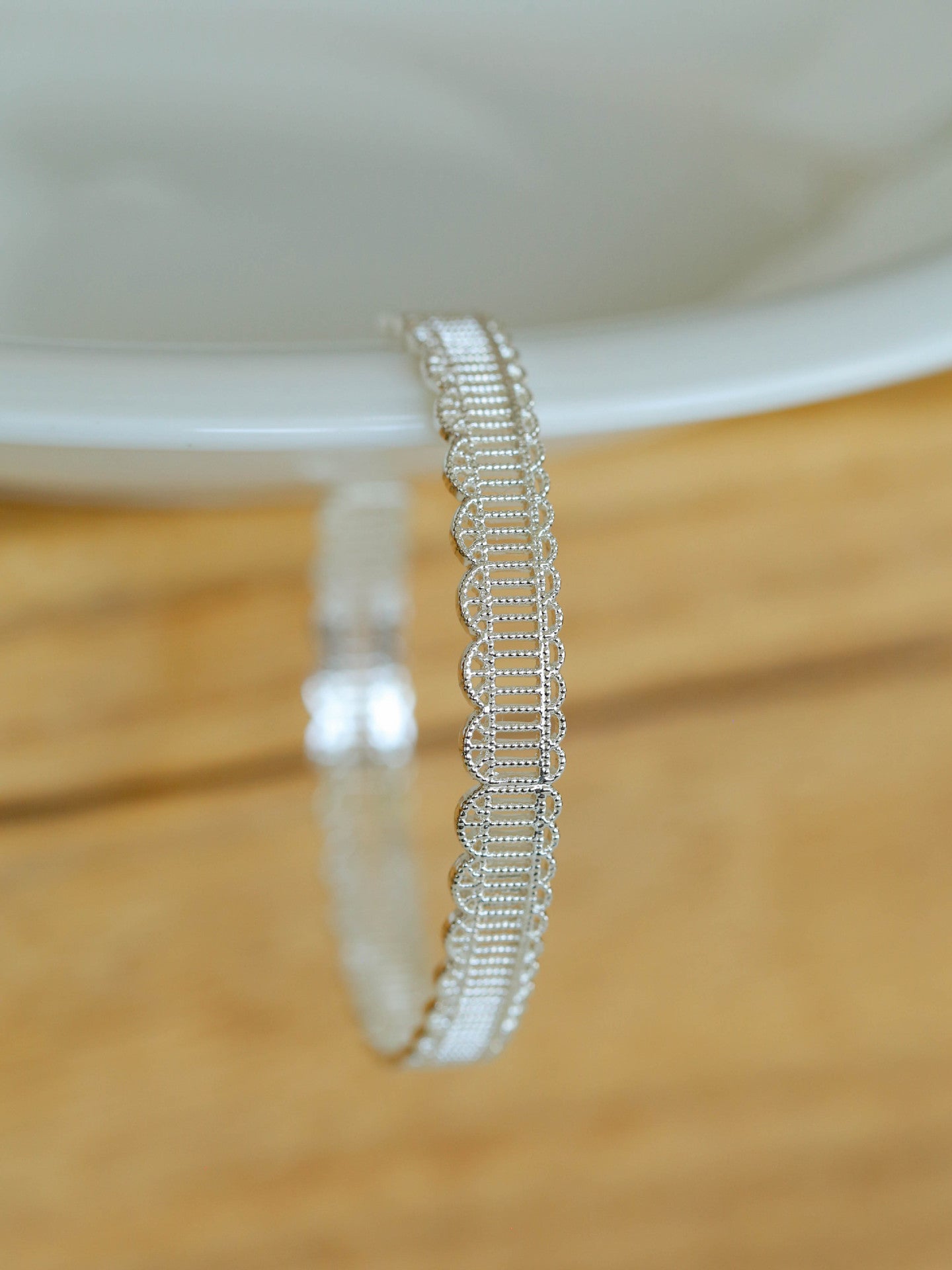 Fashion Lace Geometric Hollow Cuff Bracelet