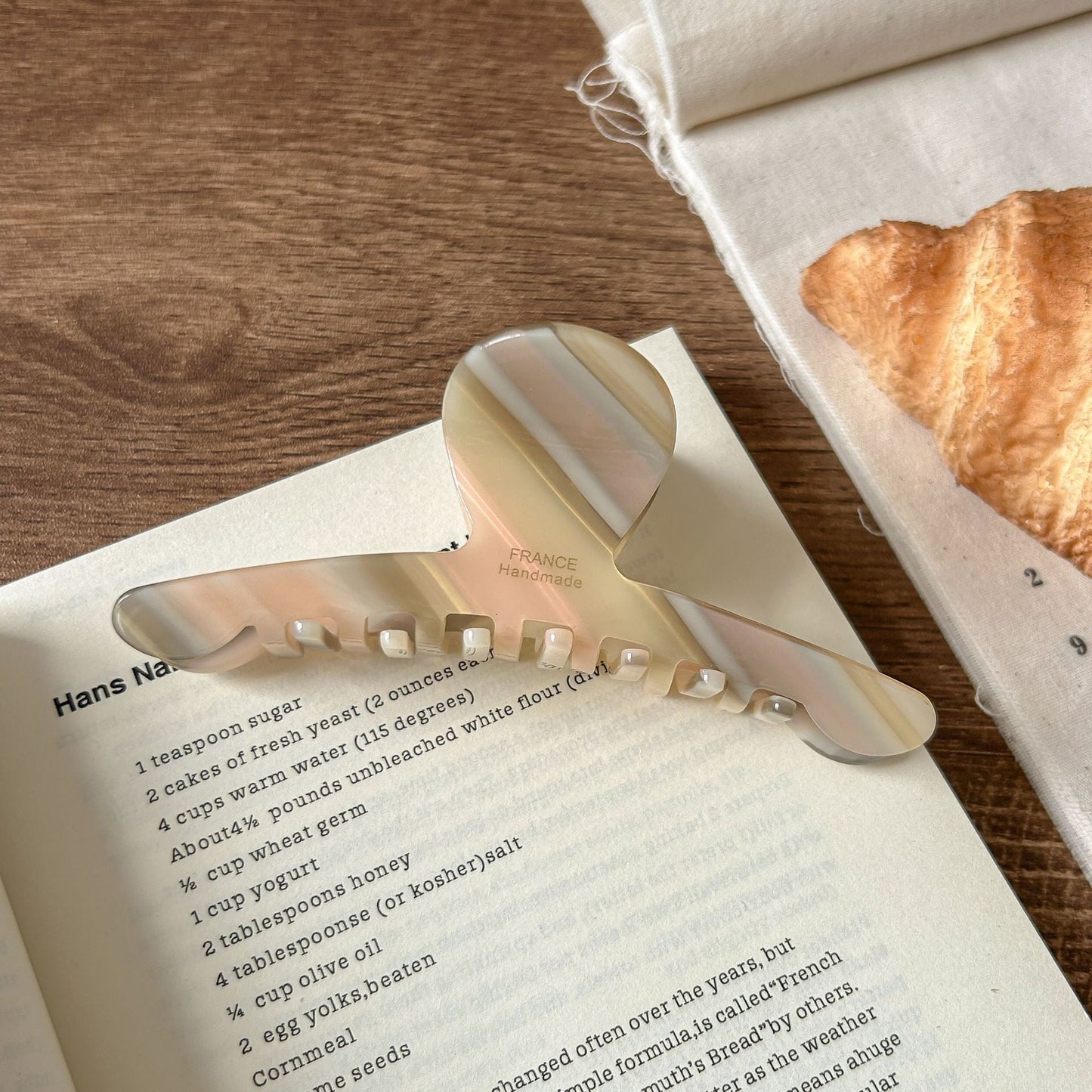 2+VIntage Delicate Large Hair Claws