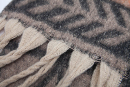 Contrast Color Print Tassel