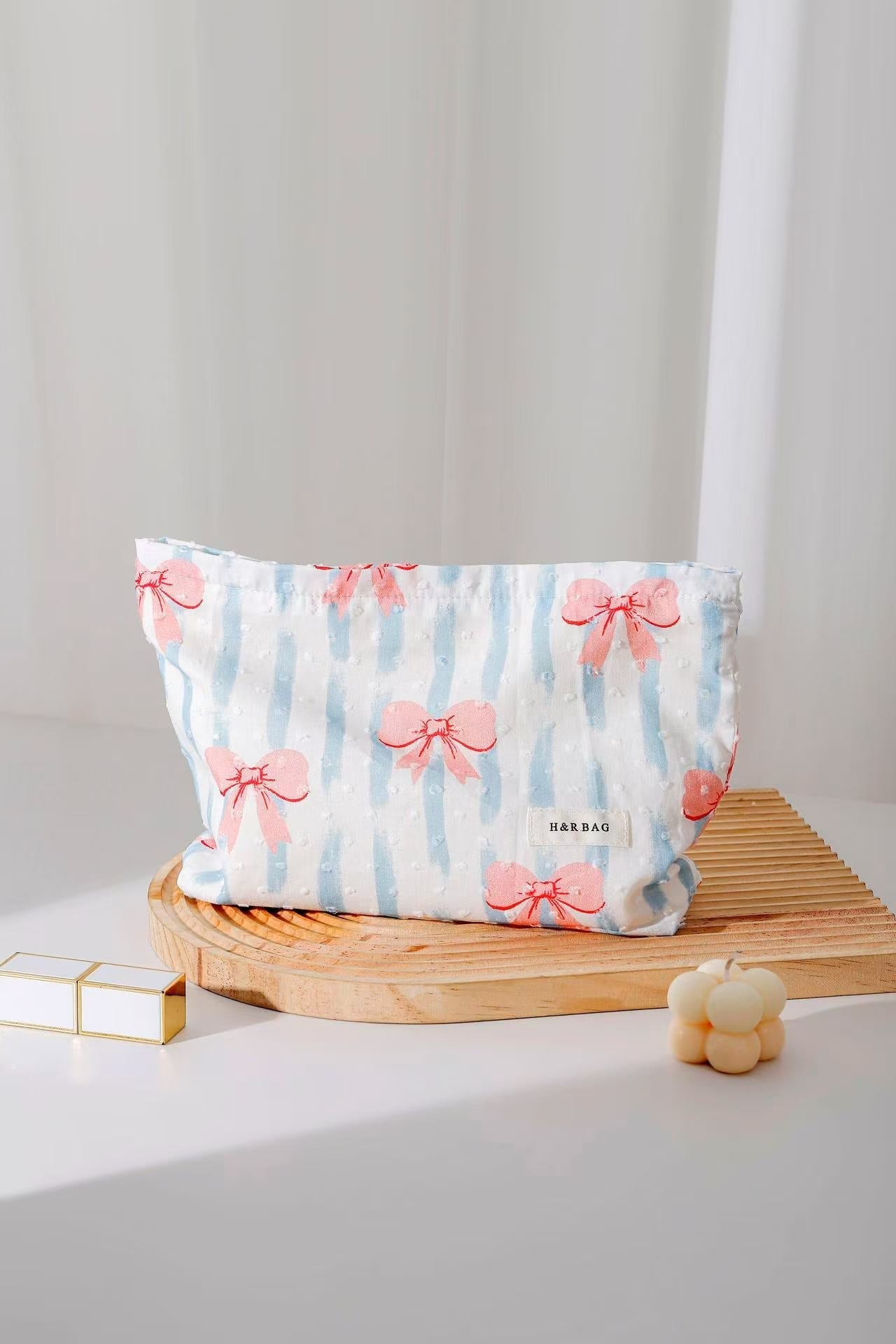 Elegant Floral Print Travel Cosmetic Pouch