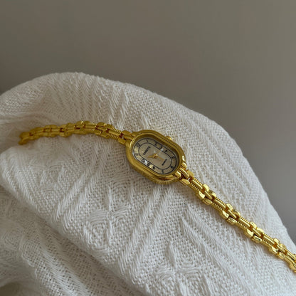 Vintage Gold Oval Bracelet Quartz Watch