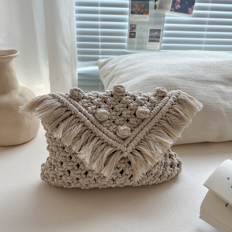 Tassel Woven Beach Knit Shoulder Bag