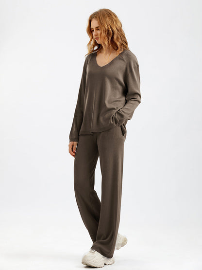 2+ Solid Color V-Neck Knit Sets
