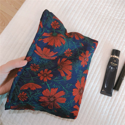 Retro Versatile Jacquard Makeup Bag
