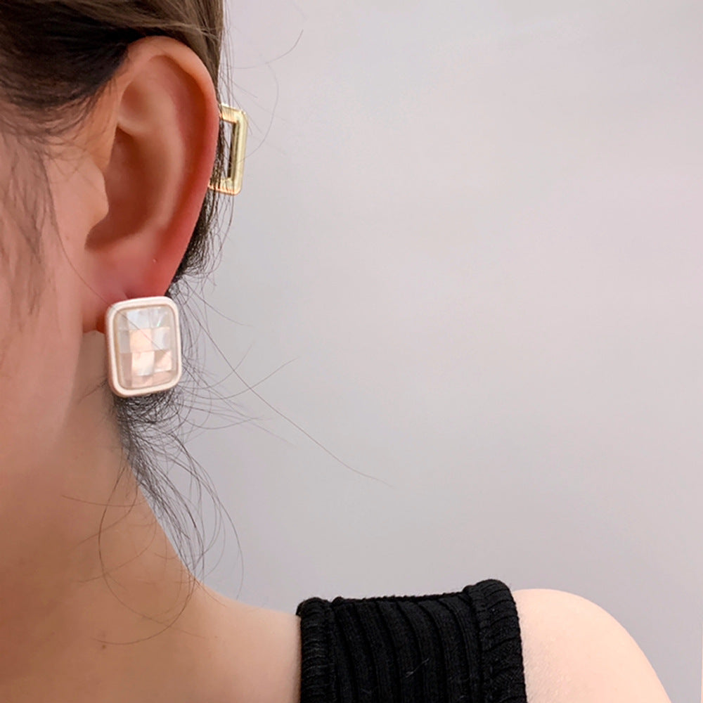 Elegant Geometric Natural Shell Stud Earrings