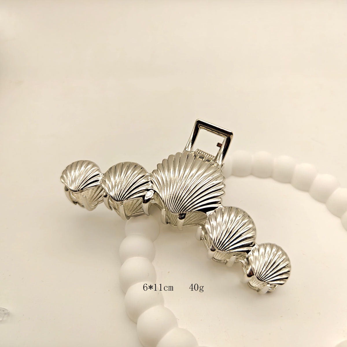 Elegant Striped Scallop Shell Hair Clip