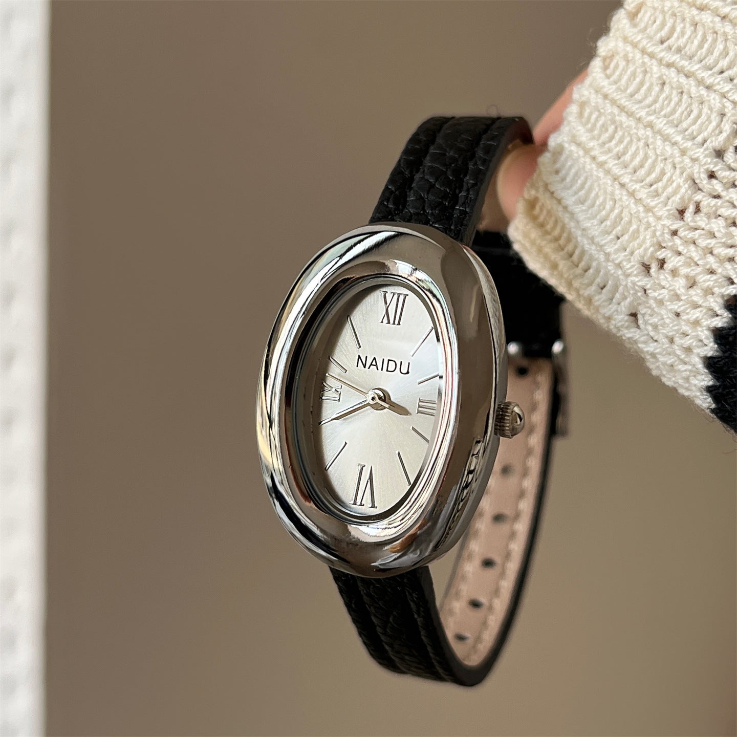 Leather Strap Vintage Oval Watch
