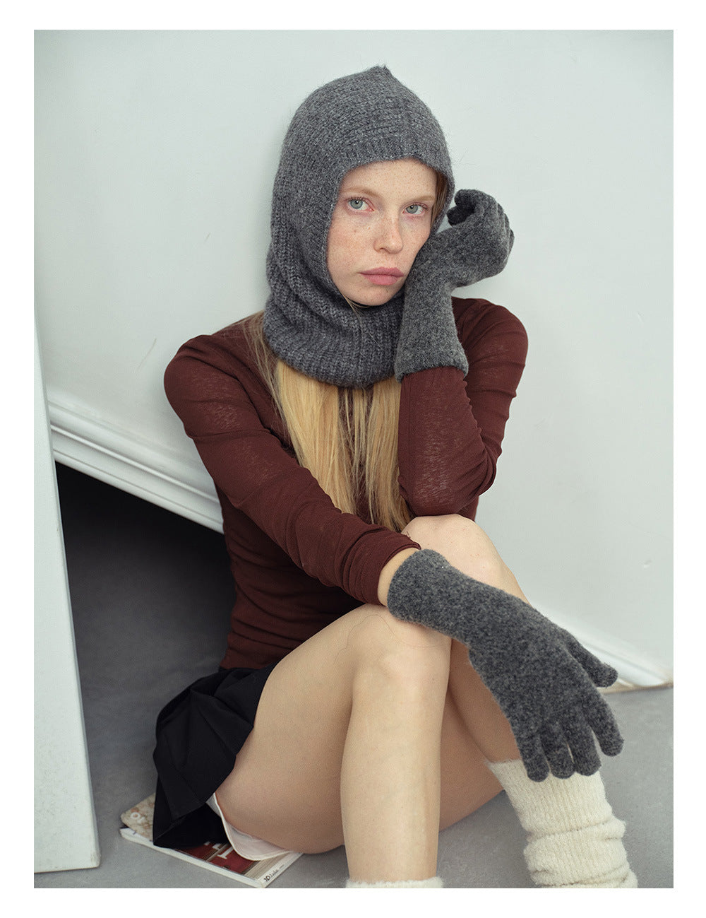 Solid Color Cute Plushed Knit Gloves