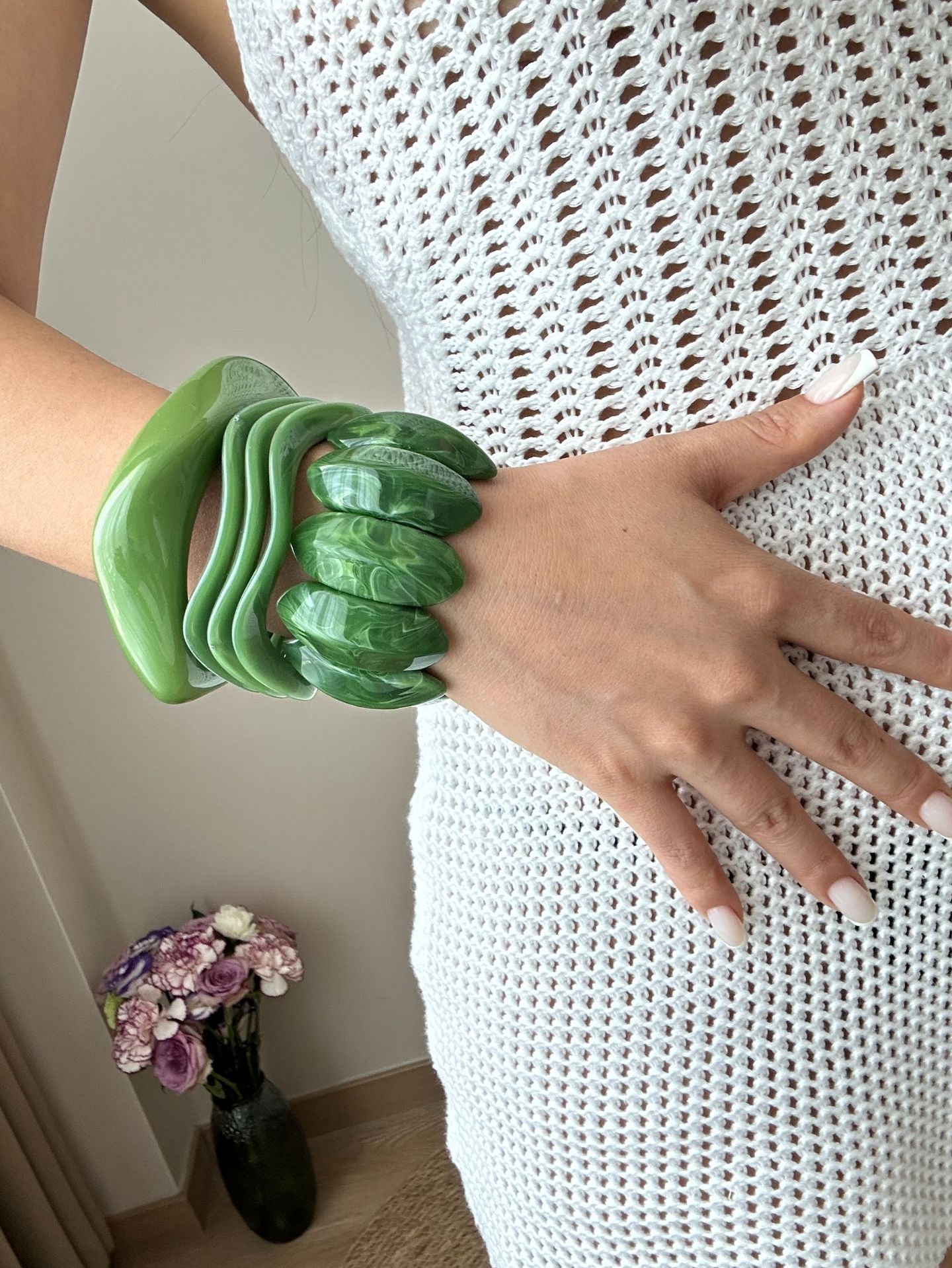 Simple Geometric Gradient Bangle Bracelet