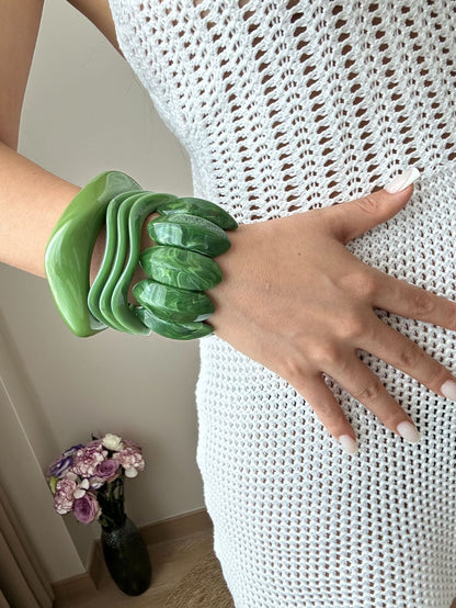 Simple Geometric Gradient Bangle Bracelet