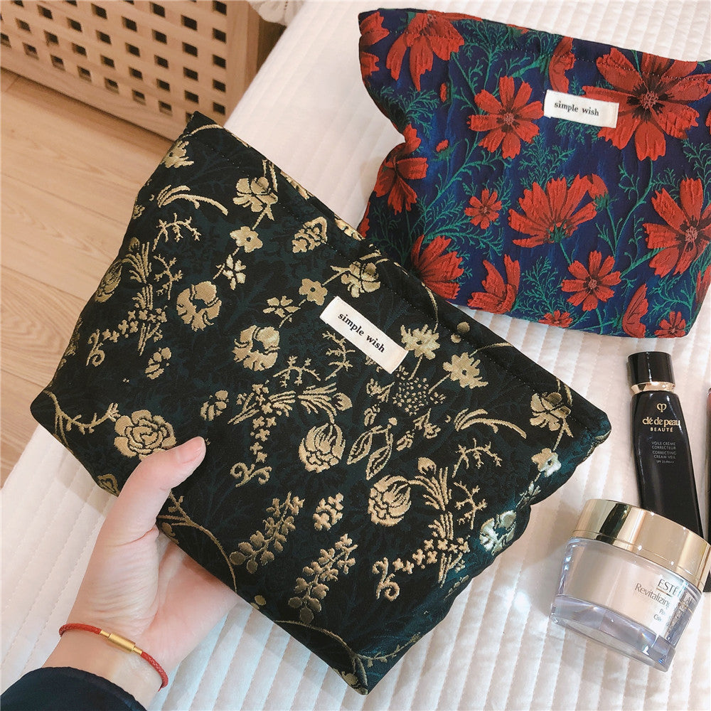 Retro Versatile Jacquard Makeup Bag