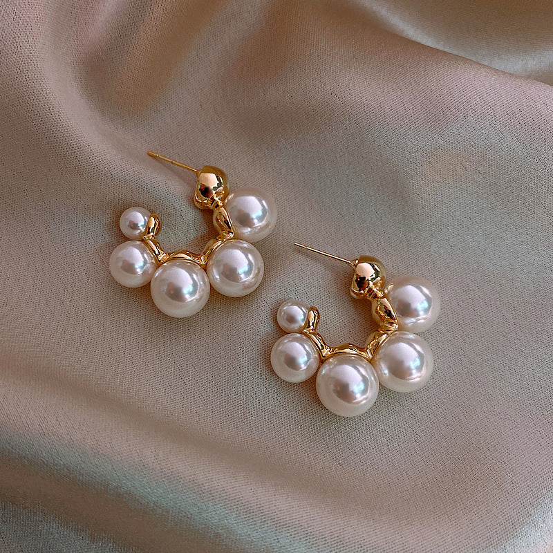 Pearl Elegant C-Shape Stud Earrings