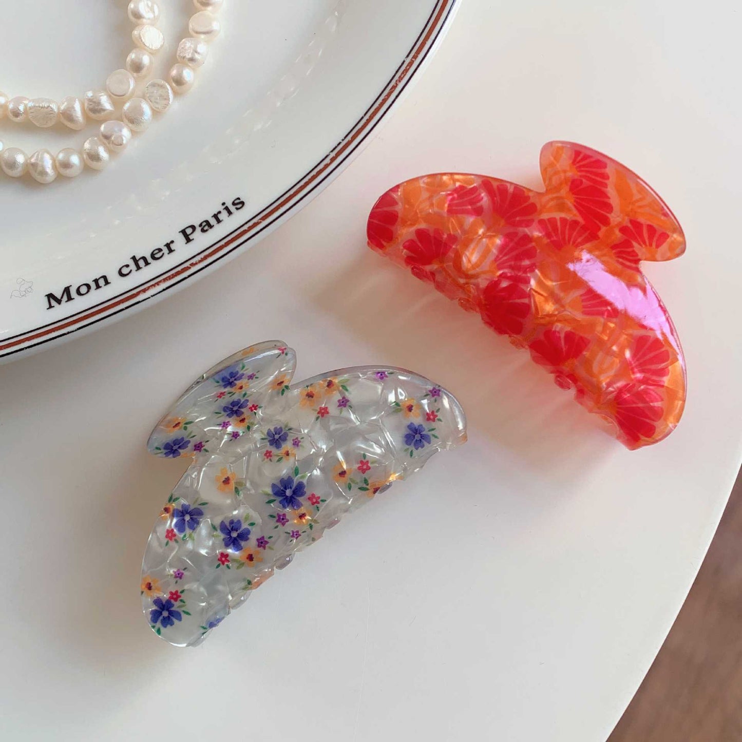 Retro Floral Printed Acrylic Hair Claw