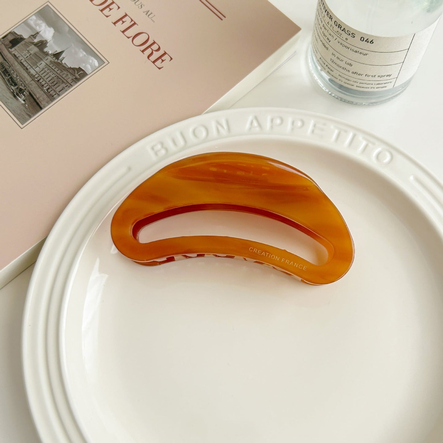 2+Hellow Out Oval Simple Hair Clips