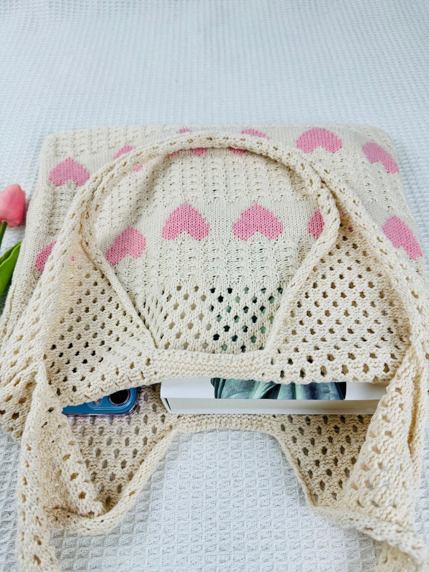 3+ Love Print Hollow Out KNit Shoulder Bag