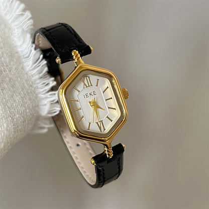 Trendy Diamond-Shaped Roman Dial Quartz Watch