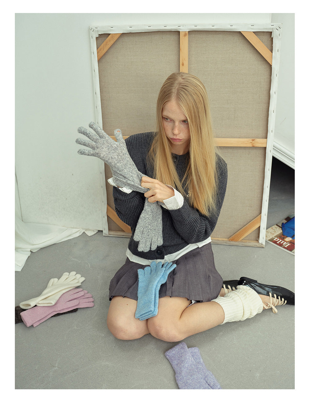 Solid Color Cute Plushed Knit Gloves