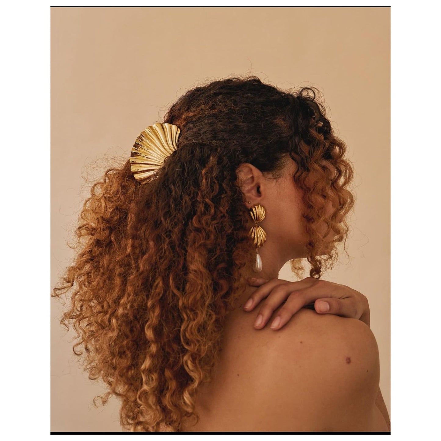 Vintage Gold Seashell Hair Claw Clip