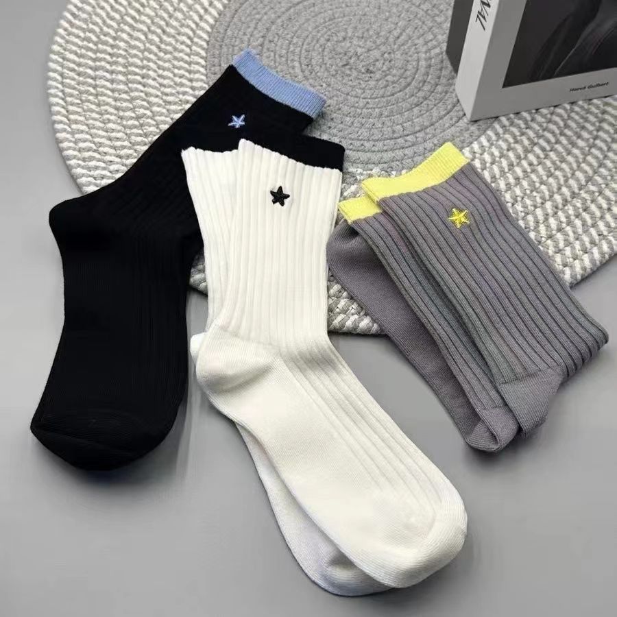 Star Embroidered Color Block Socks