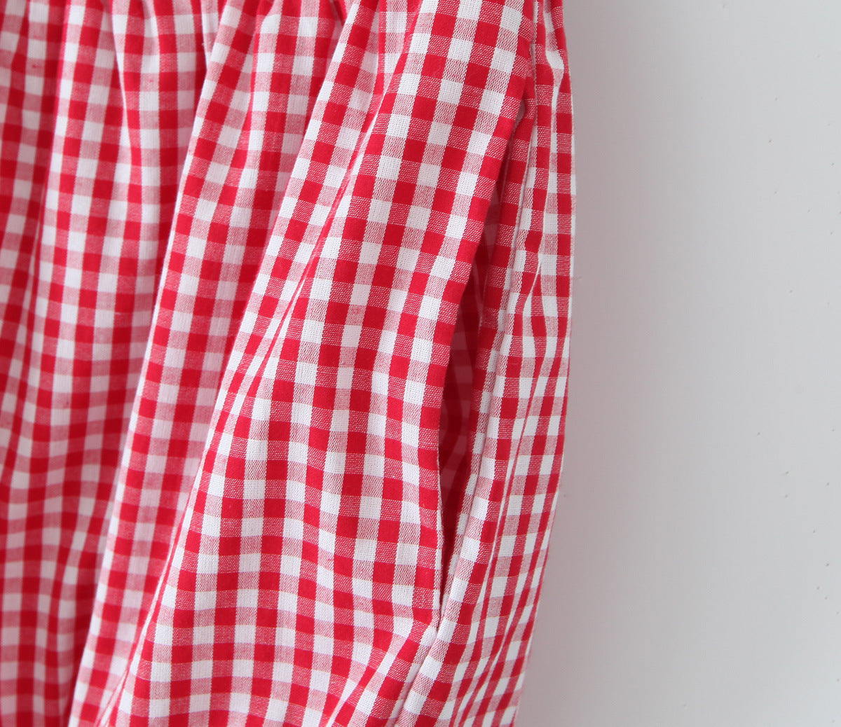 Cute Lace Trim Cami Pleated Bubble Shorts Set