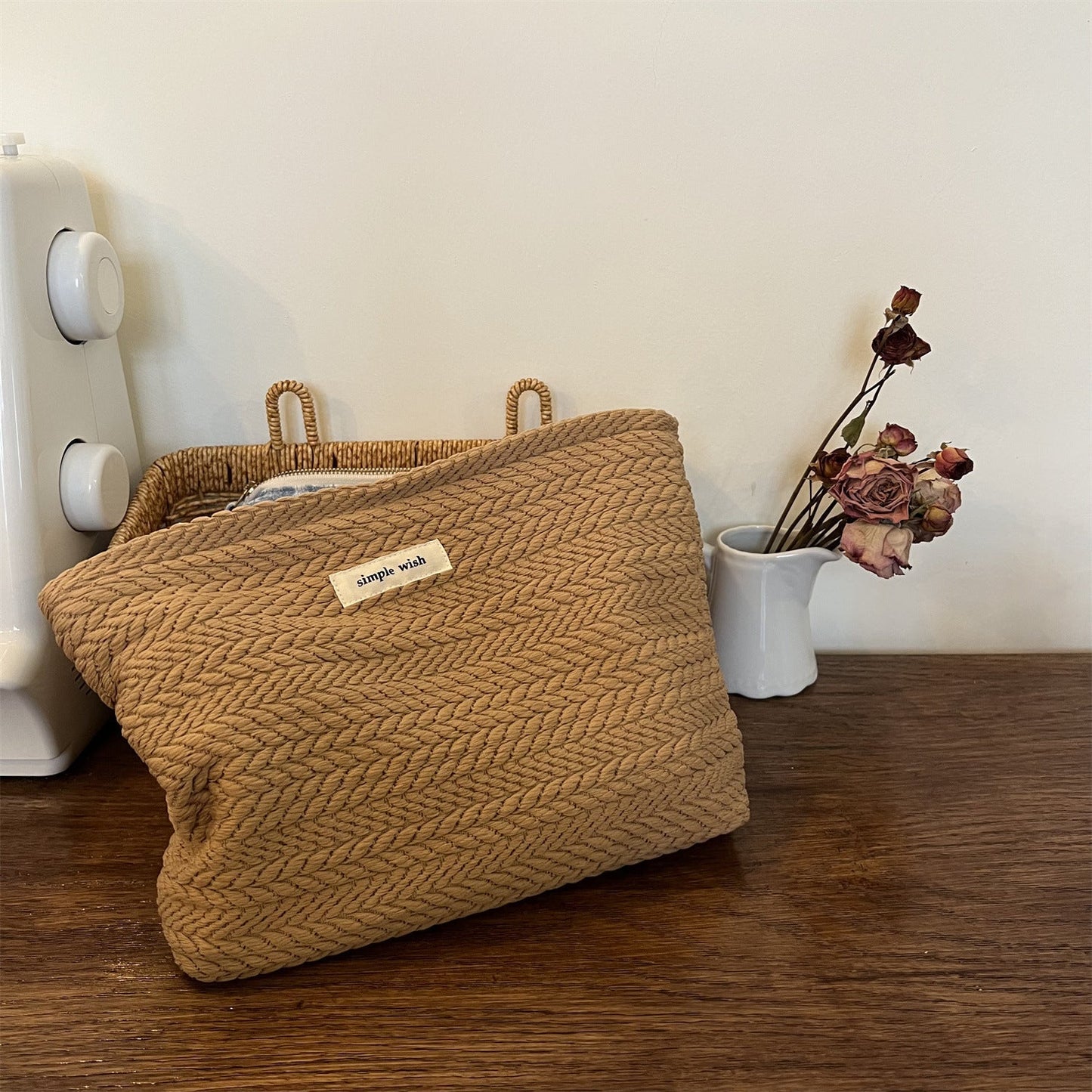 Elegant Large Capacity Portable Makeup Bag