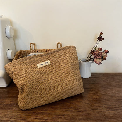 Elegant Large Capacity Portable Makeup Bag