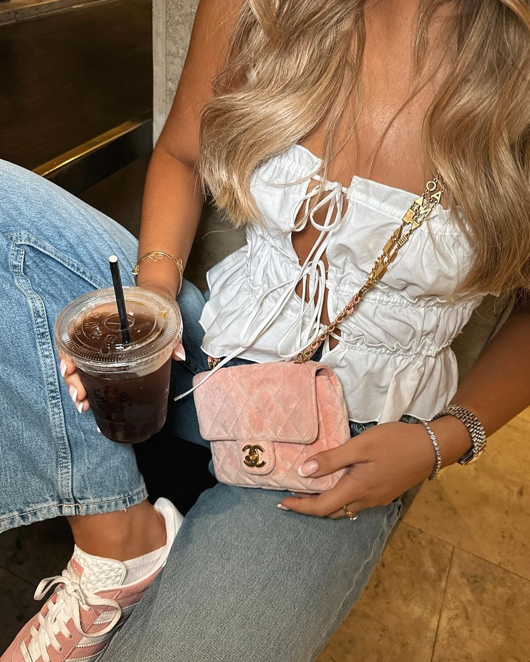 Simple Bowknot Spaghetti Strap Crop Top