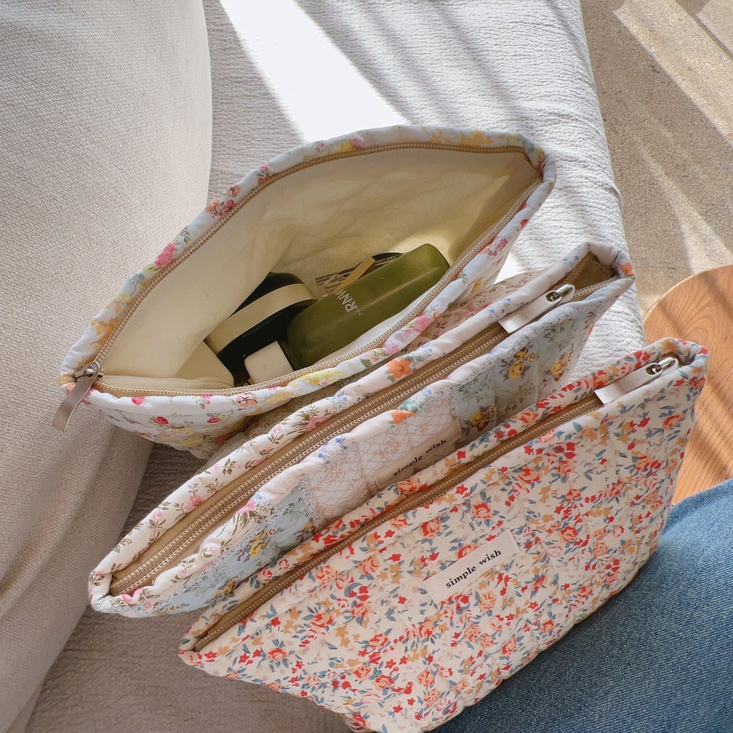 Flower Print Padded Large Capacity Make Up Bag