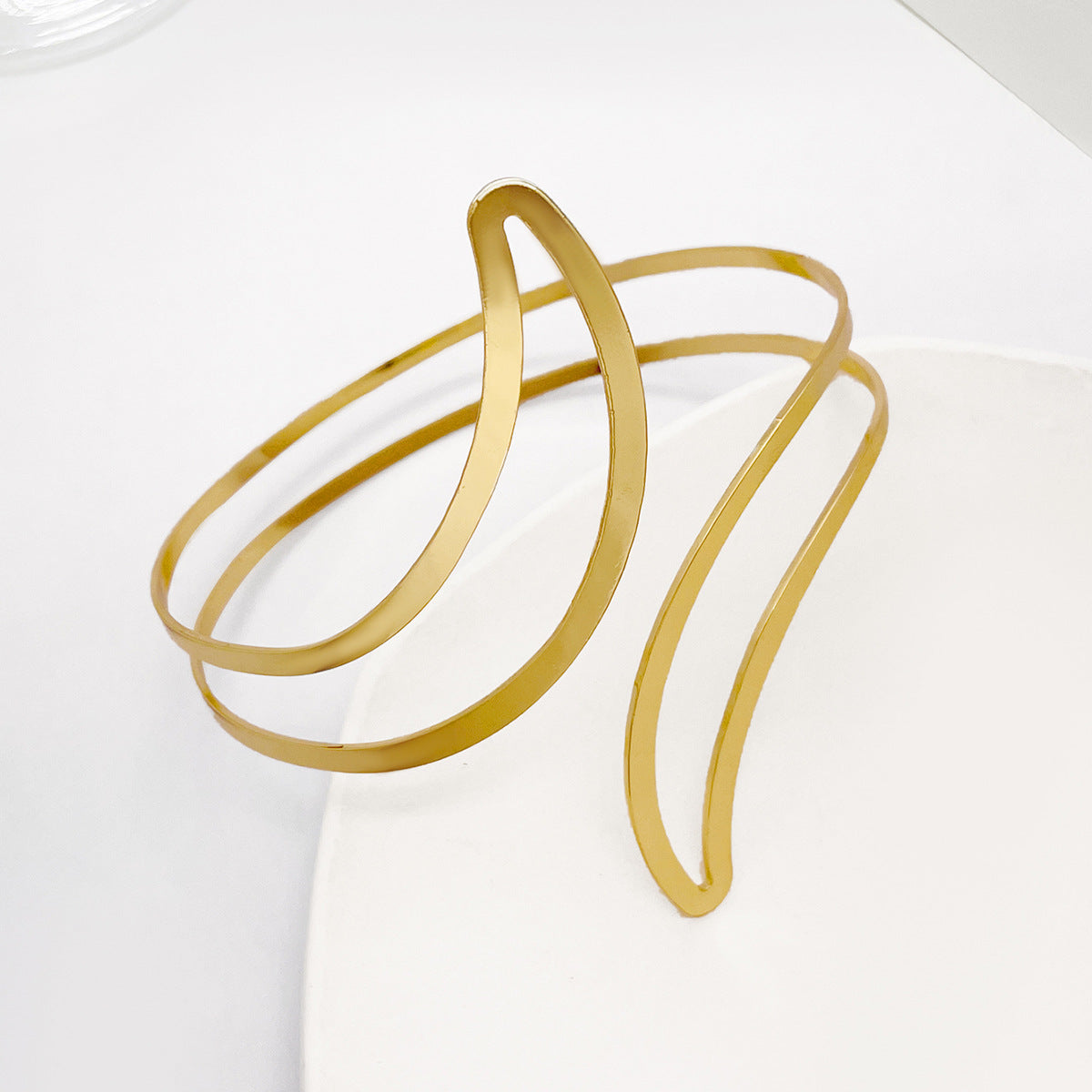 Hellow Out Moon Simple Arm Cuff