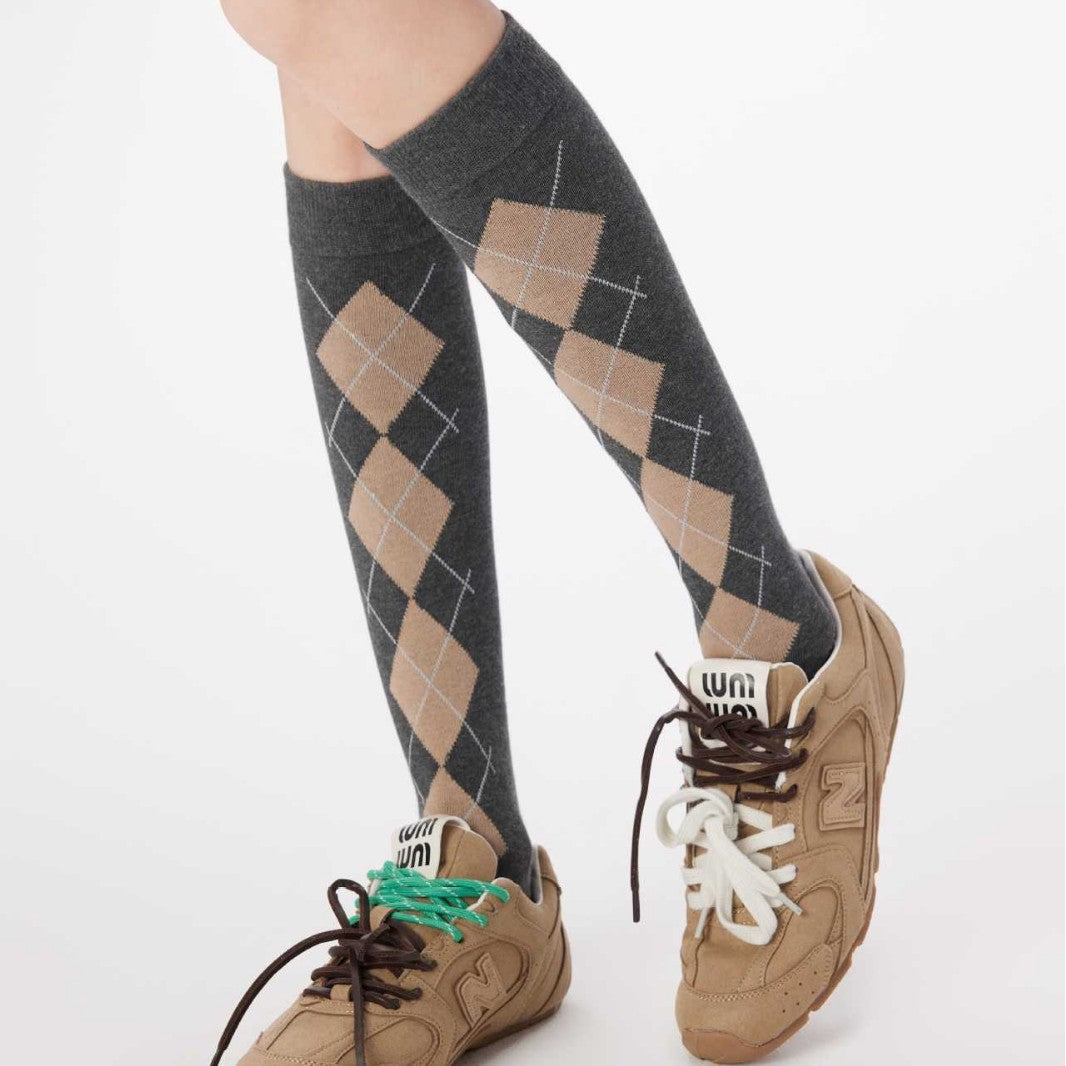 Minimalist Plaid Jacquard Cotton Calf Socks