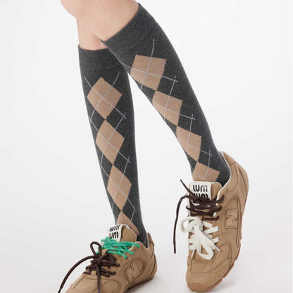 Minimalist Plaid Jacquard Cotton Calf Socks