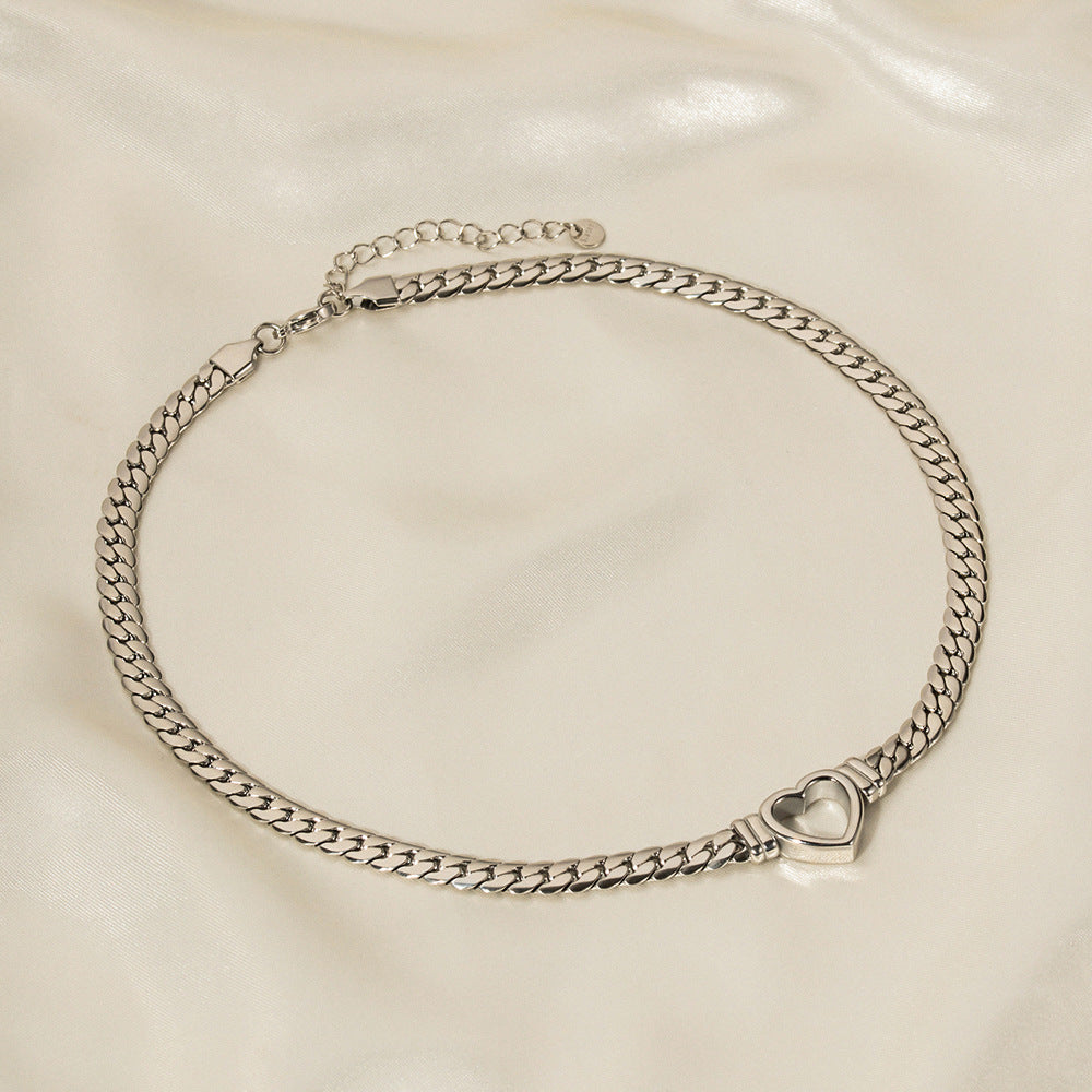 Hellow Out Heart Shade Pendant Necklace