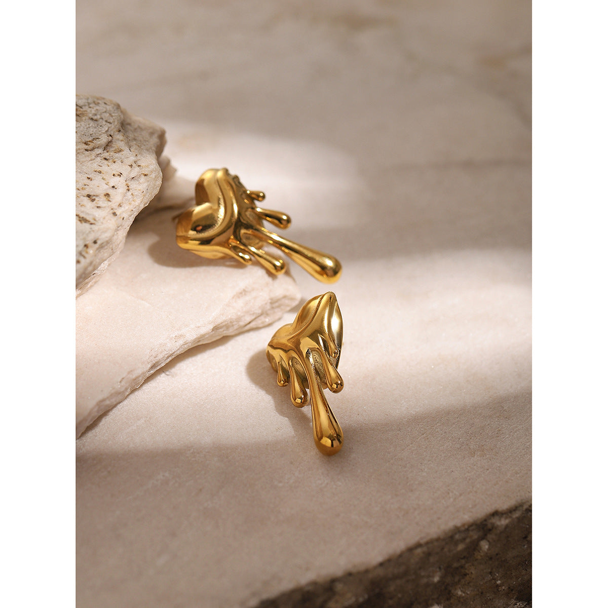 Sweet Love Shaped Punk Stud Earrings