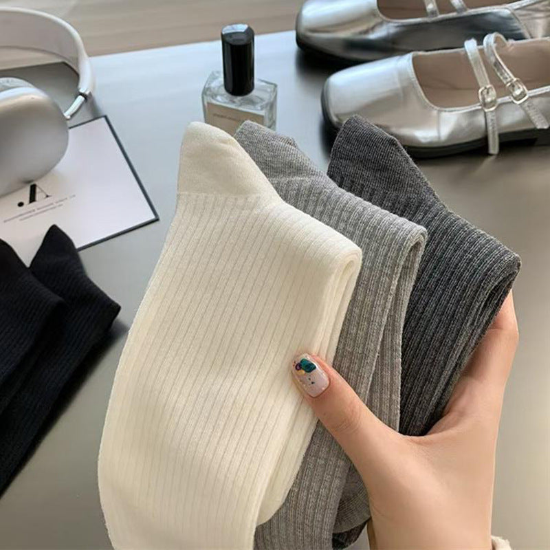 Solid Color Simple Ribbed Socks