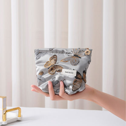 Vintage Butterfly Jacquard Portable Makeup Bag