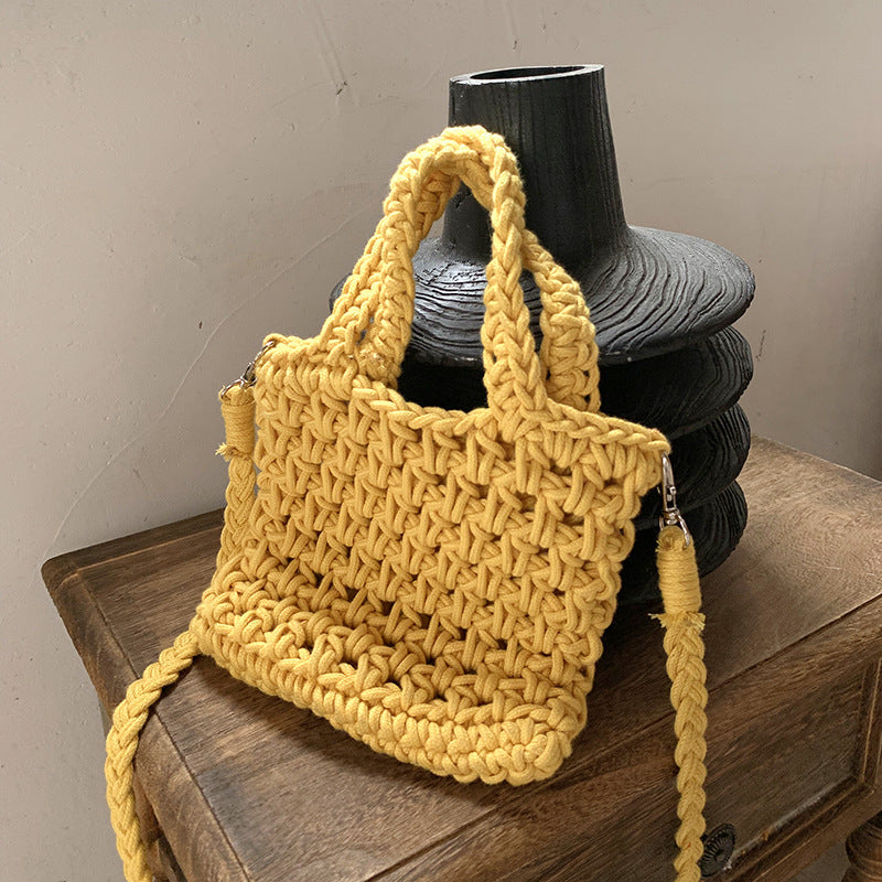 Hellow Out Solid Color Simple Woven Bag
